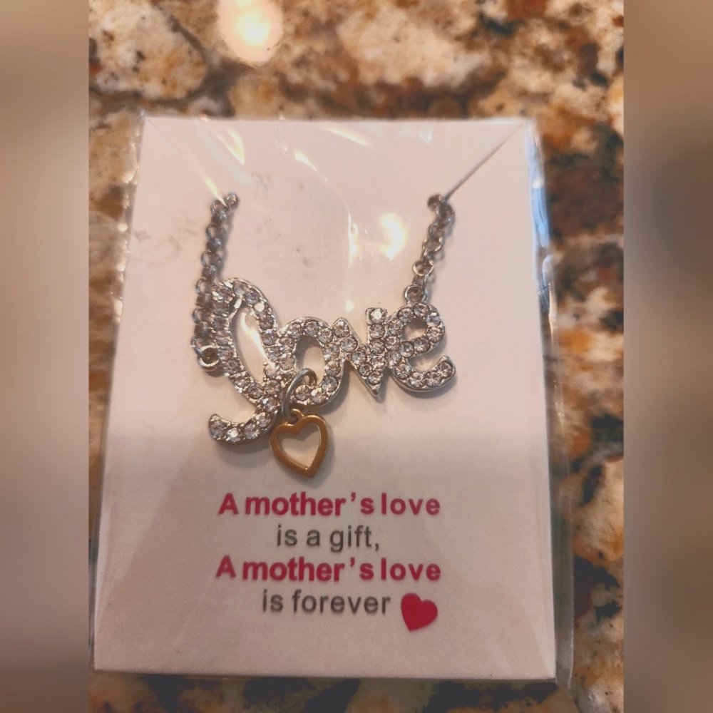 Love necklace with Mother's love message